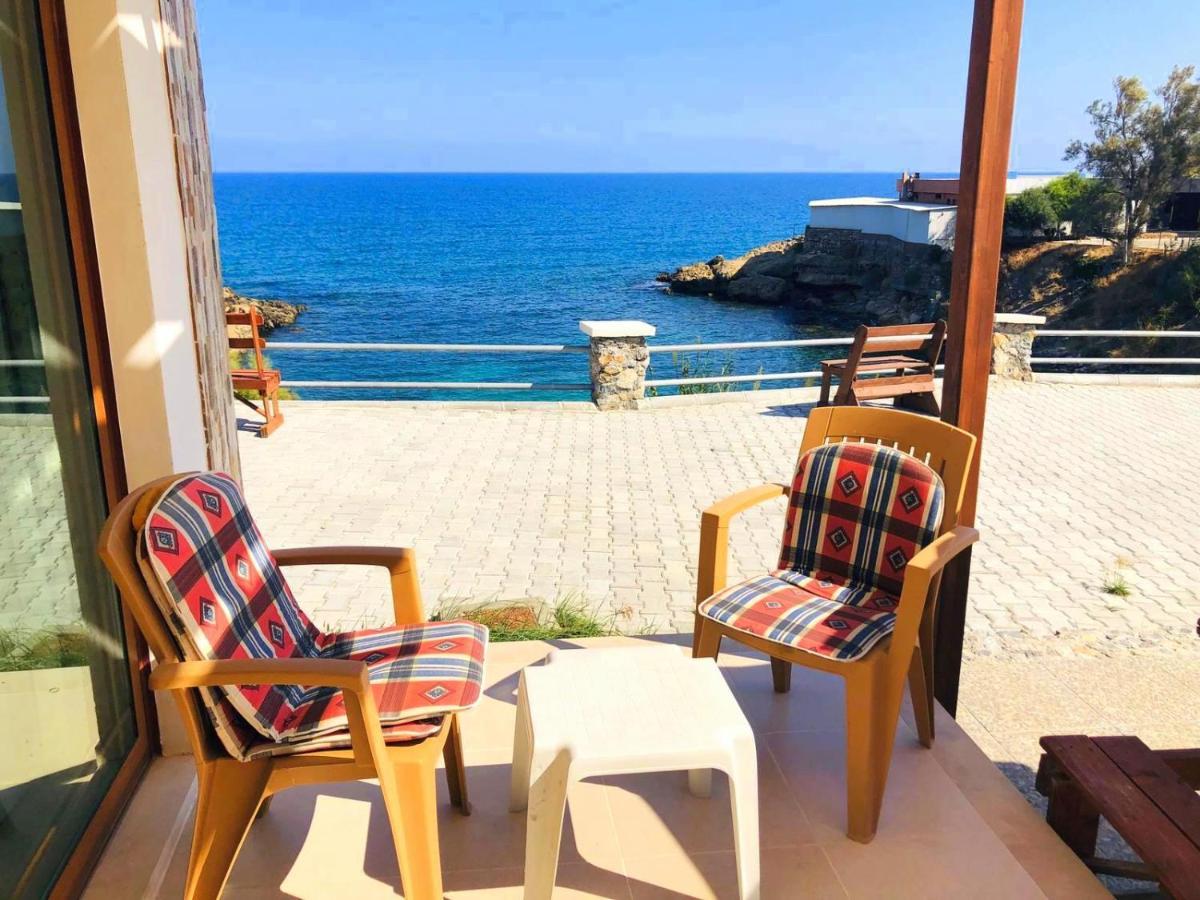 Sea & Sky Bungalows Next To Escape Beach Kyrenia  Bagian luar foto